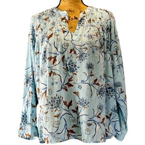 Bandolino bohemian blouse floral pattern in shades of brown, gray, and white.